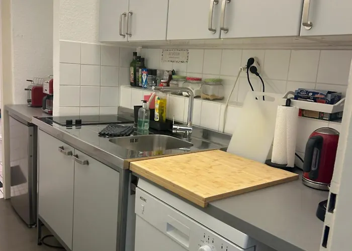Wohnen Mit Kuenstlerflair In *