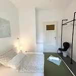 Wohnen Mit Kuenstlerflair In Apartmán
