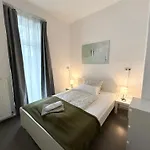 Apartmán Wohnen Mit Kuenstlerflair In *