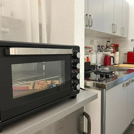 Apartment Wohnen Mit Kuenstlerflair In *