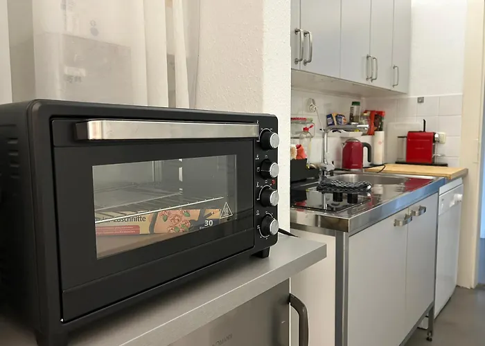 Apartment Wohnen Mit Kuenstlerflair In *